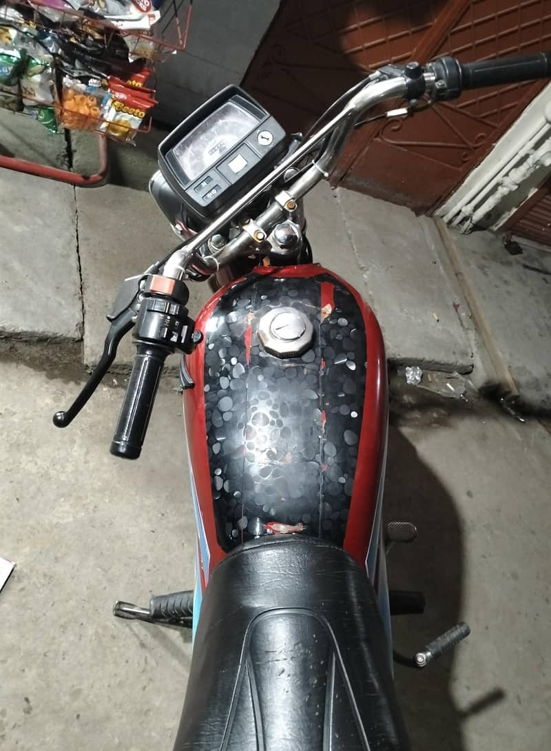 Honda CD70cc 3