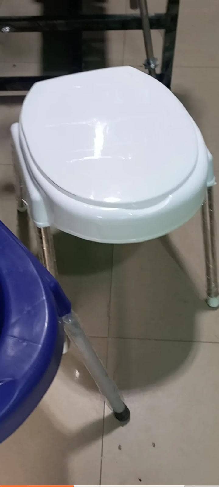 Commode Chair 17