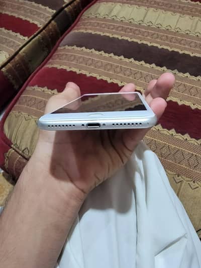 Apple iPhone 7 Plus || 128 GB || PTA APPROVED