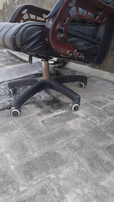 Exactive Chair for sale