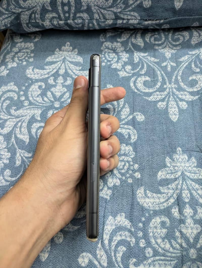 Google Pixel 7a 10/10 condition read description. 1