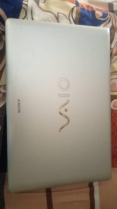 laptop core i5 3GBram 120hard working ok battery ha lakin work ni krti