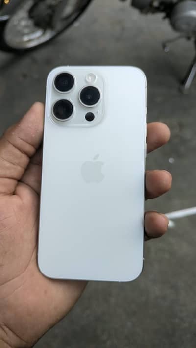 Apple iPhone 15 Pro
