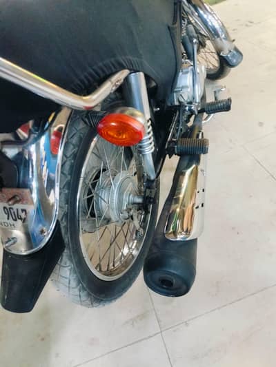 UNIQUE UD 125 2021 MODEL MINT CONDITION ON MY NAME 1ST OWNER