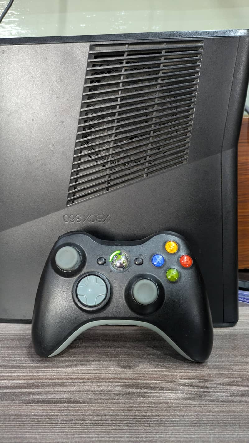 Xbox 360 slim 2
