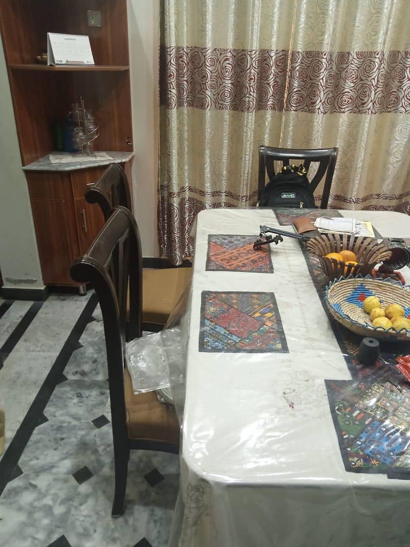 Dining table 3