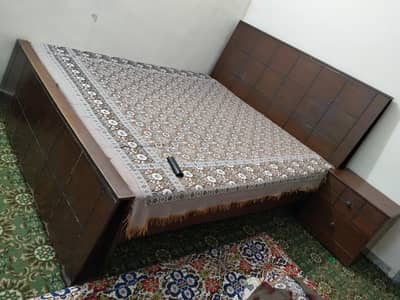 Wooden King Size Bed for Sale