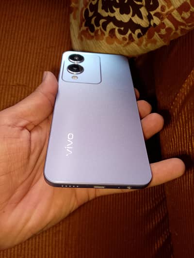 Vivo Y17s
