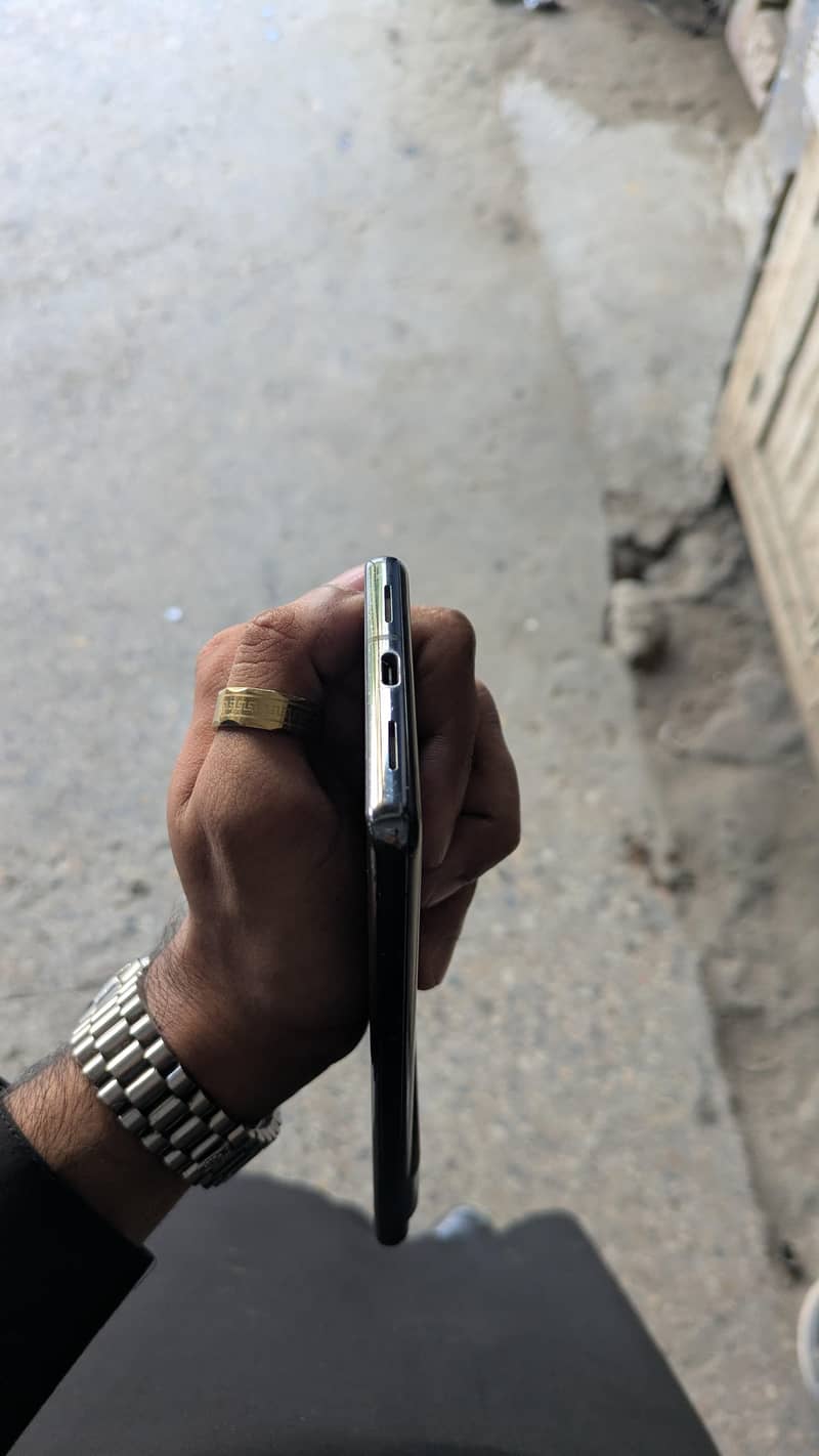 Google Pixel 7 Pro patched need cash 4