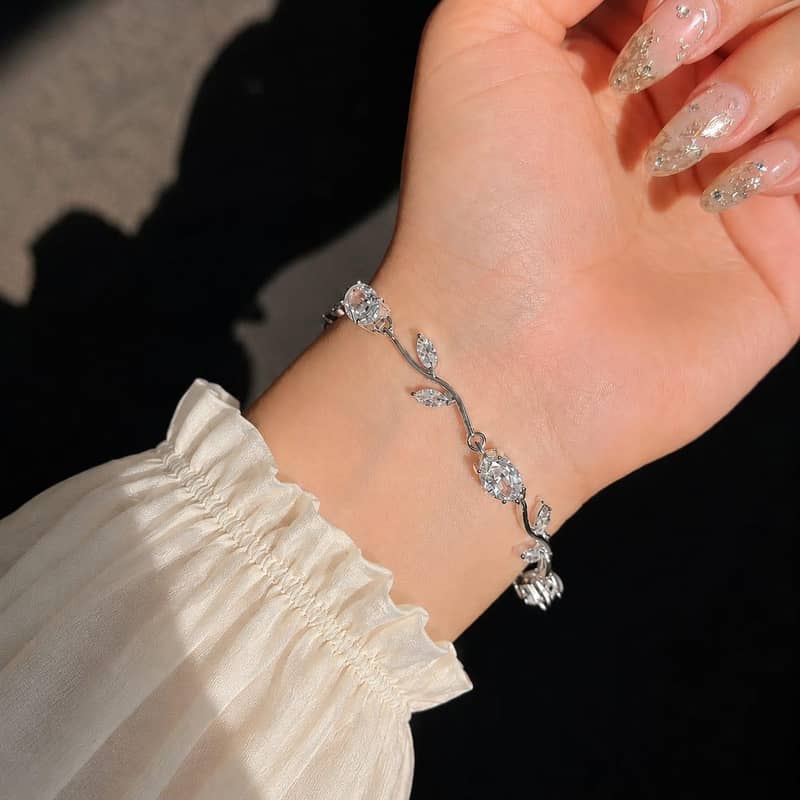 Tulip bracelets 1