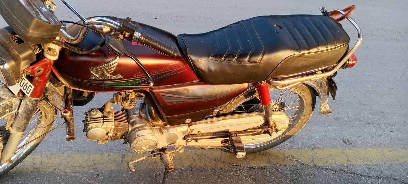 CD70 2013 model bike 2