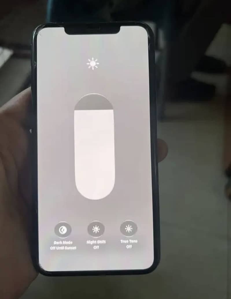 Apple iPhone 11 Pro Max 2