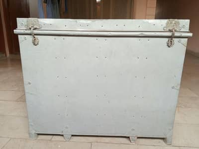 "IRON" Trunk size 3 by 2