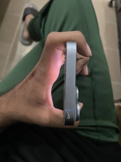 Apple iPhone 14