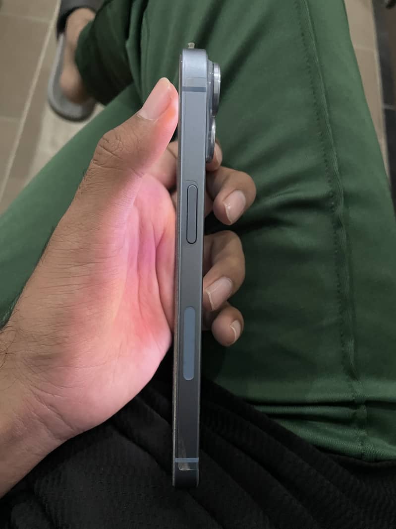 Apple iPhone 14 1