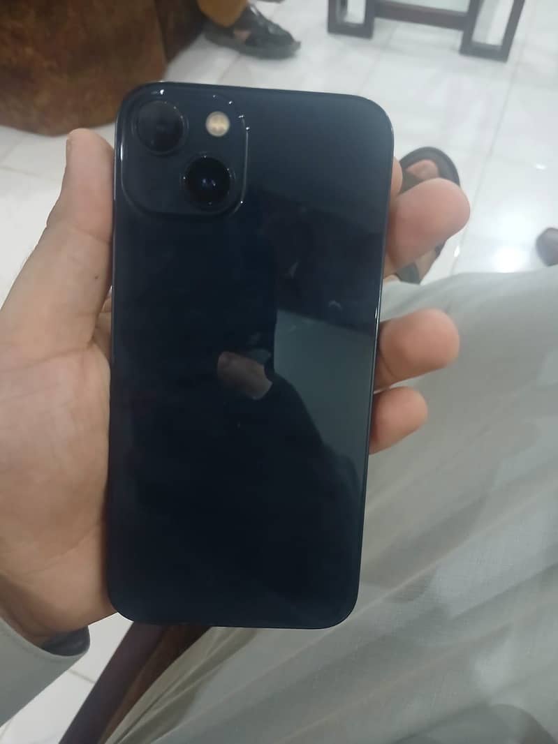 Apple iPhone 13 3