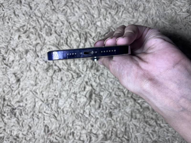 Apple iPhone 14 Pro Max 4