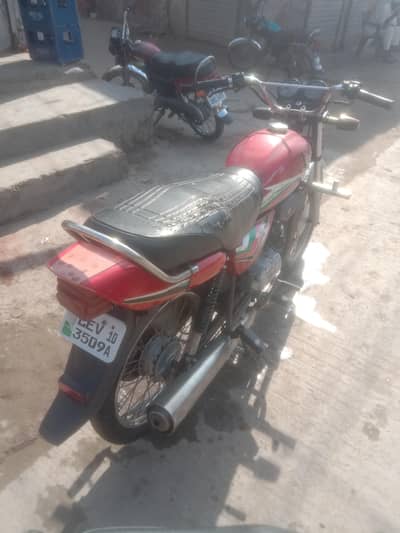 acchi look hai acchi gadi hai engine fit