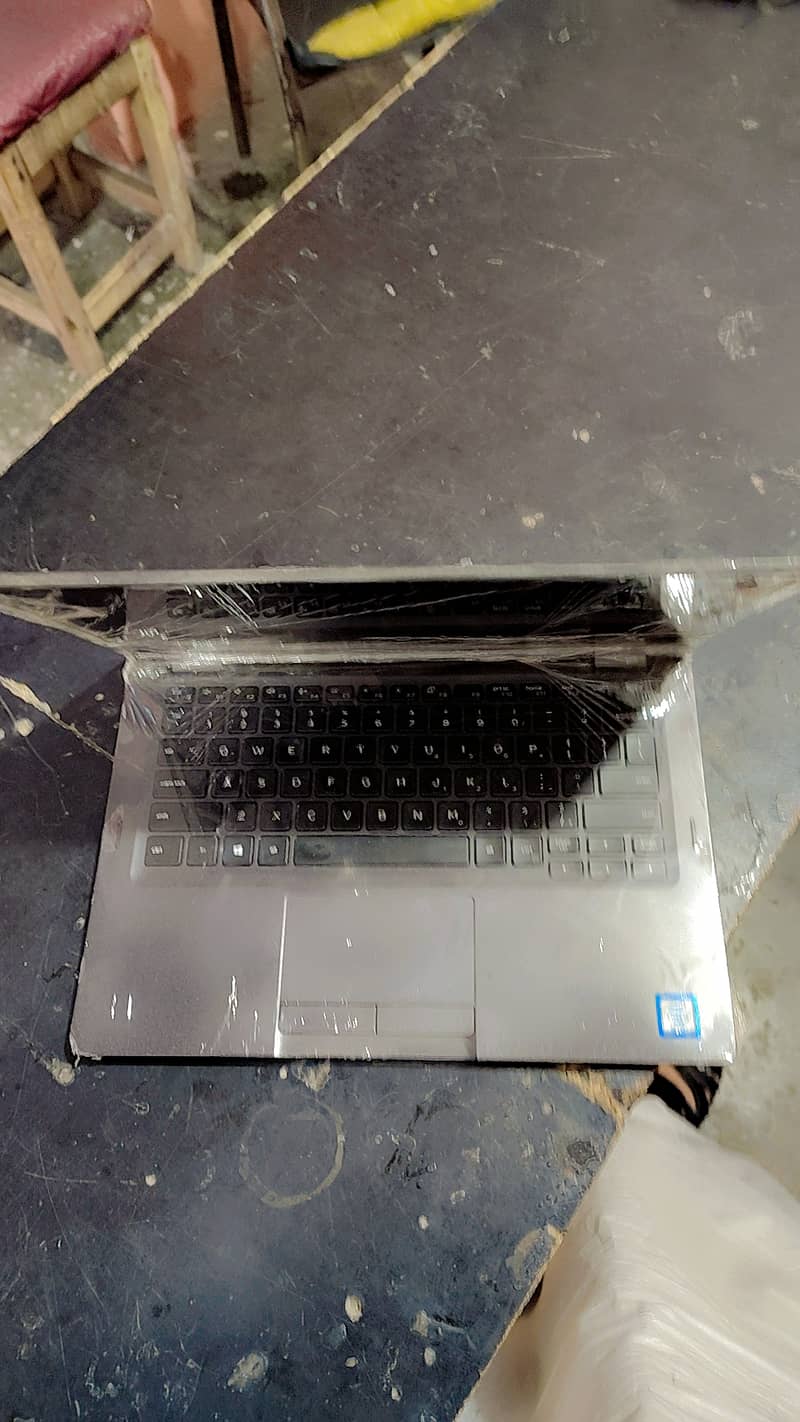 Dell laptop 0