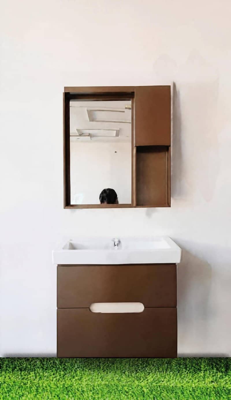 PVC Vanity 1