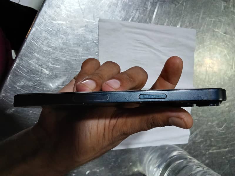 Apple iPhone 14 2