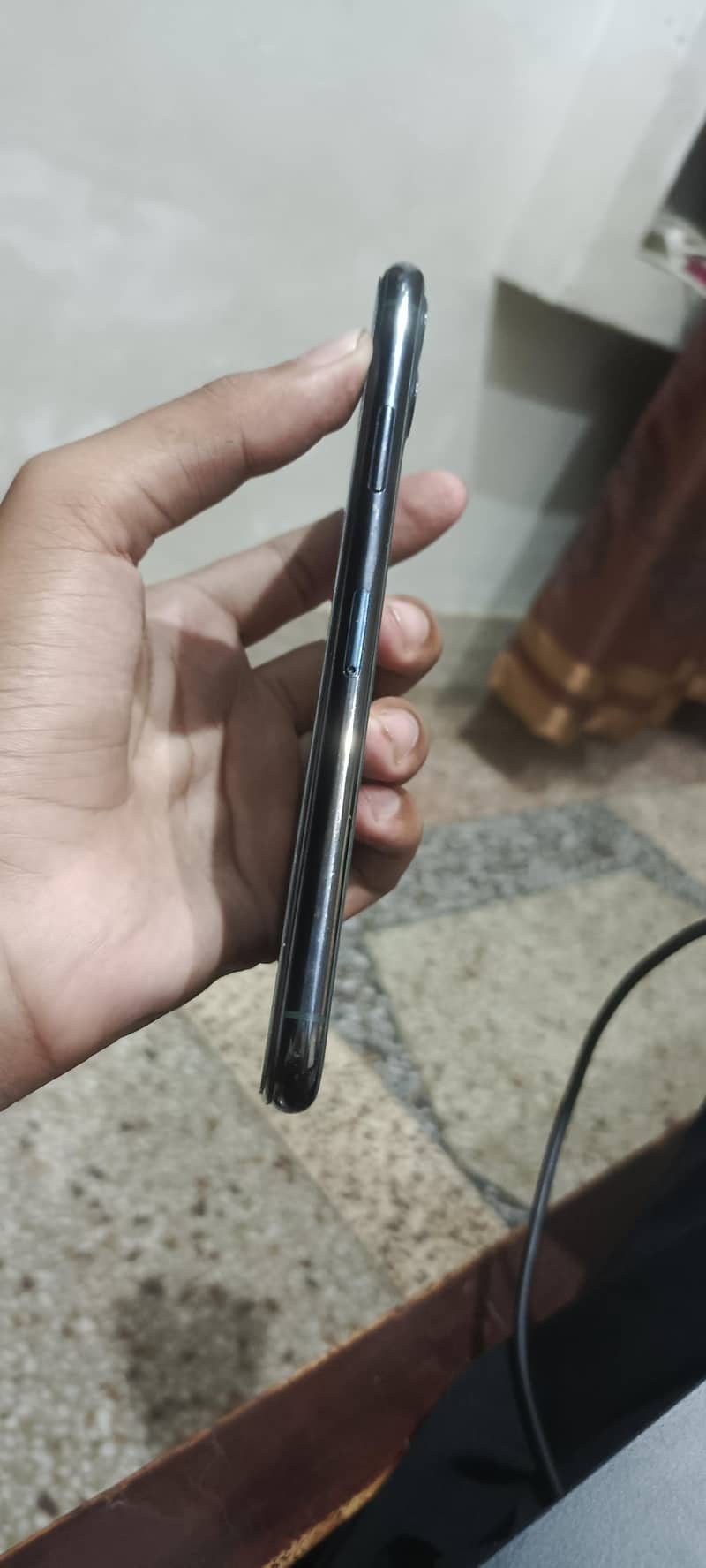 Apple iPhone 11 Pro Max 4
