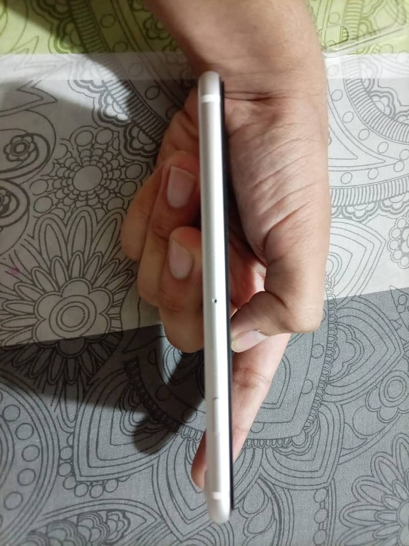 Apple iPhone SE 2