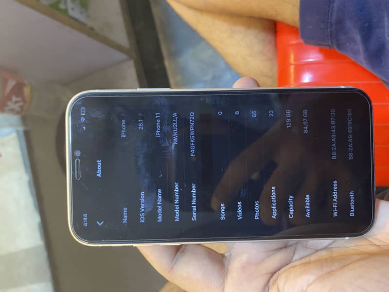 iPhone 11 5