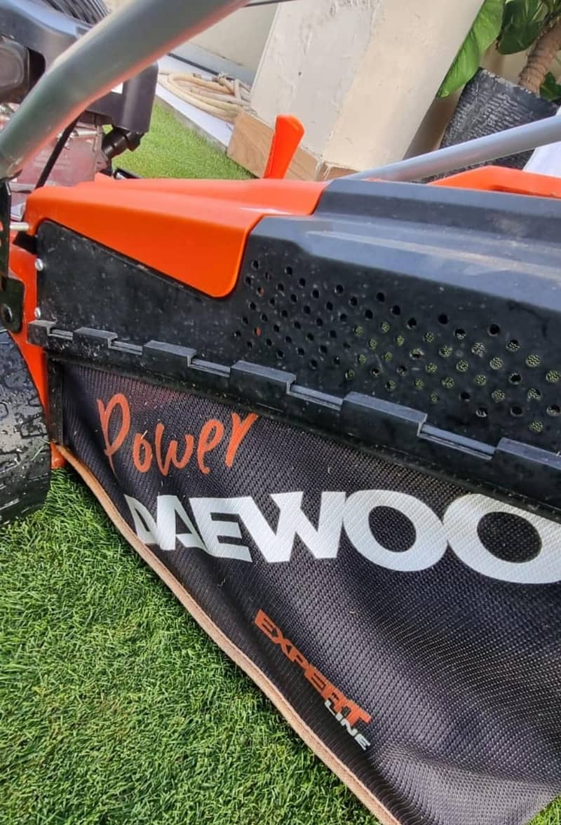 Grass cutting machine, Daeewoo Original 3