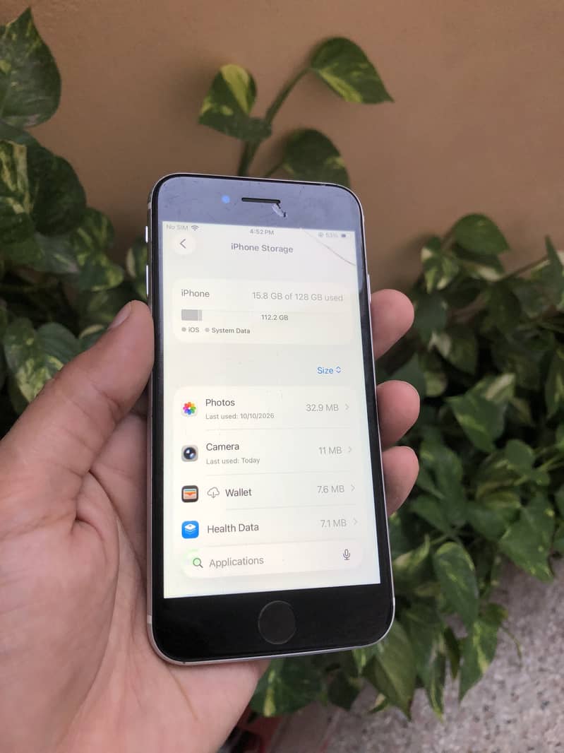 Apple iPhone SE 3