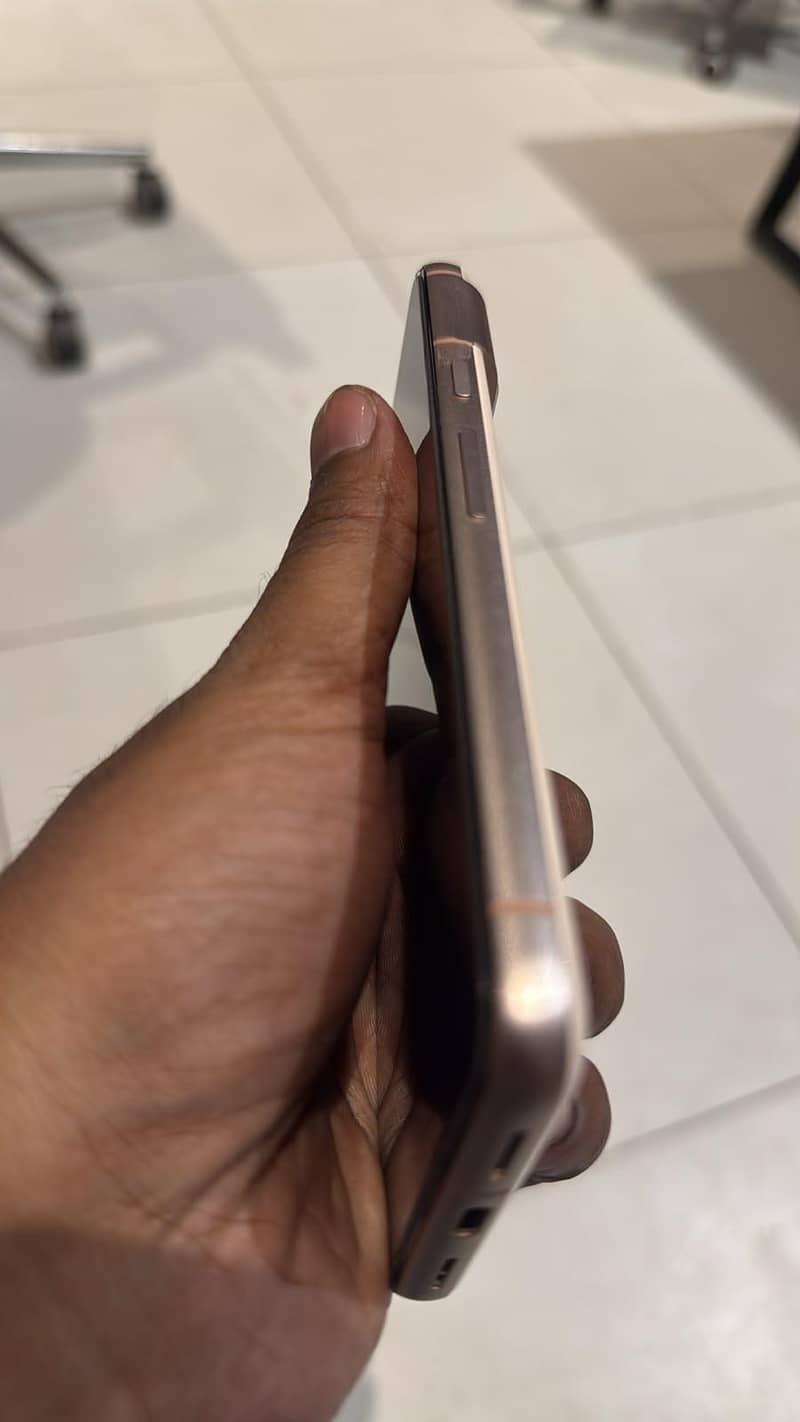 Google Pixel 8 5