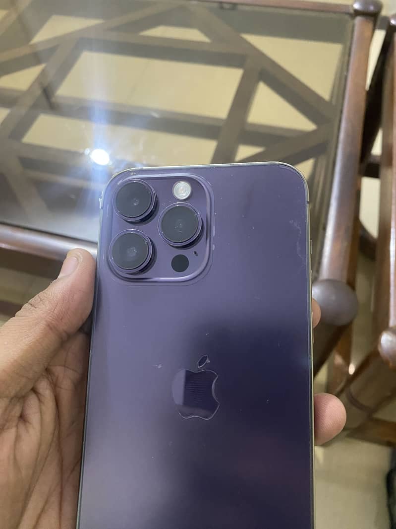 Apple iPhone 14 Pro Max 3