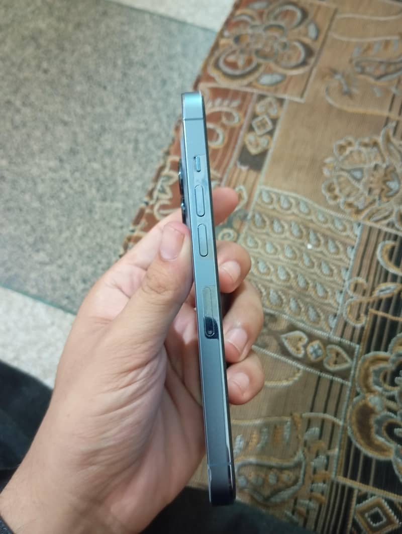 Apple iPhone 13 Pro 7