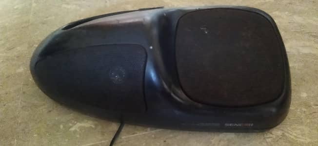 Toshiba sp-444 3 ways bass reflexe aero style speakers system