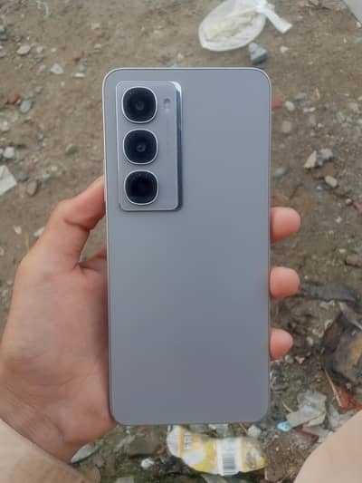 Itel City 100
