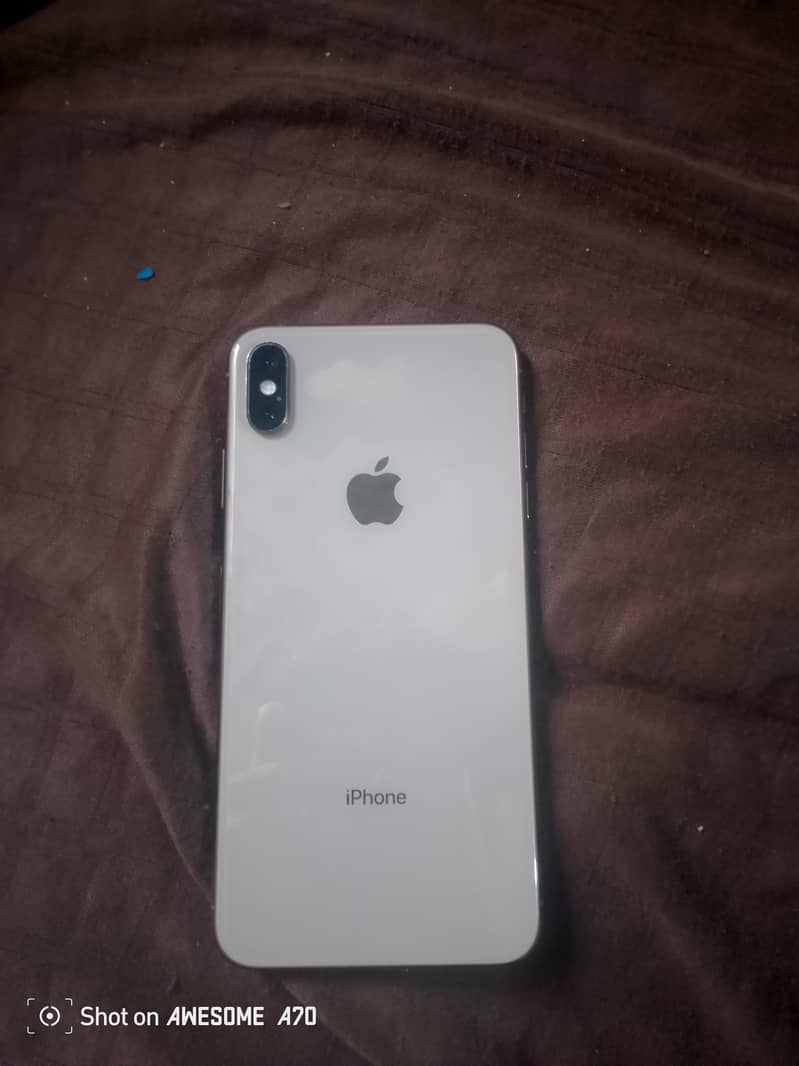 Apple iPhone XS Max 2