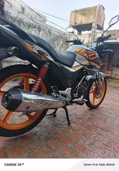 Honda CB 150f Silver Ed