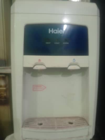 Haier water dispenser heat n cool perfect