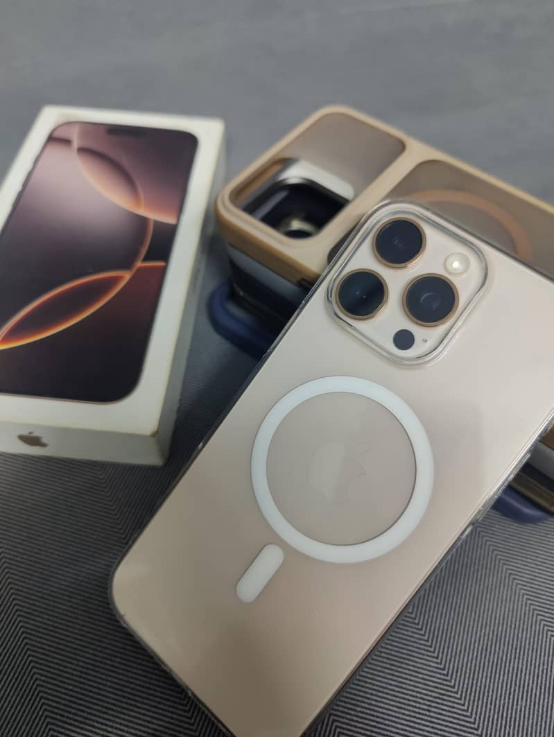 IPHONE 16 PRO MAX 1
