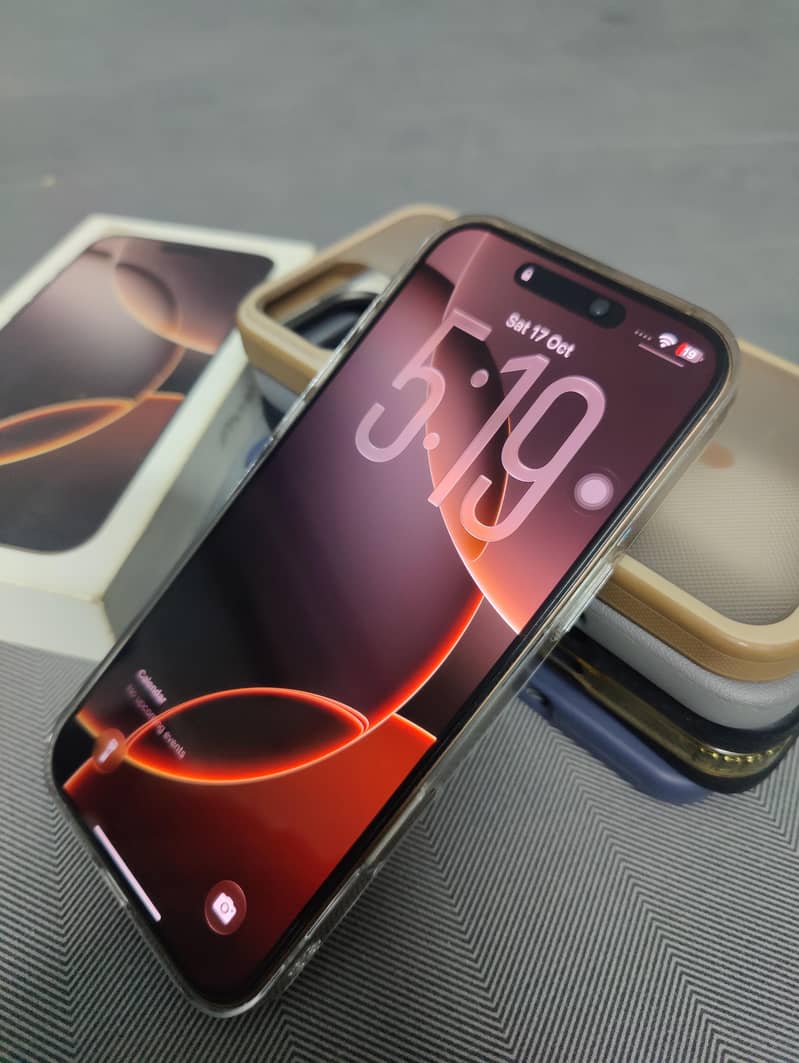 IPHONE 16 PRO MAX 4