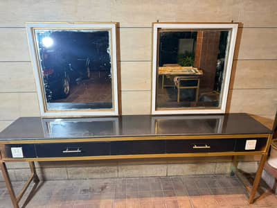 8ft Salon Makeup Station with Black Granite Top & LED Mirrors