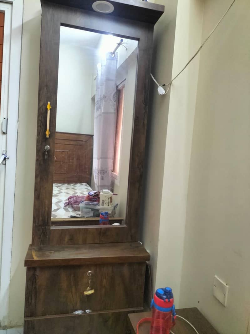 Dressing table & Side table 2