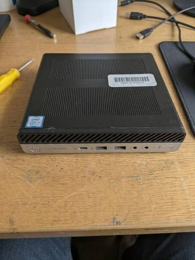 HP EliteDesk 400 G4 Mini Intel i5 (8th Gen) | 8GB DDR4  256 SSD