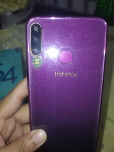 Infinix S4 for parts sale. . . 4/64