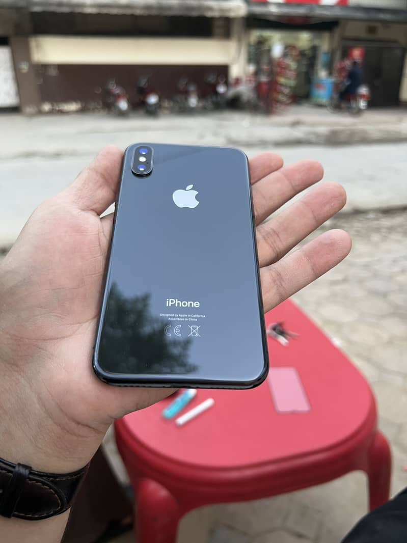 Apple iPhone X 1