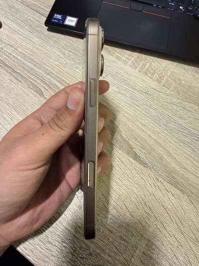 Apple iPhone 16 Pro Max