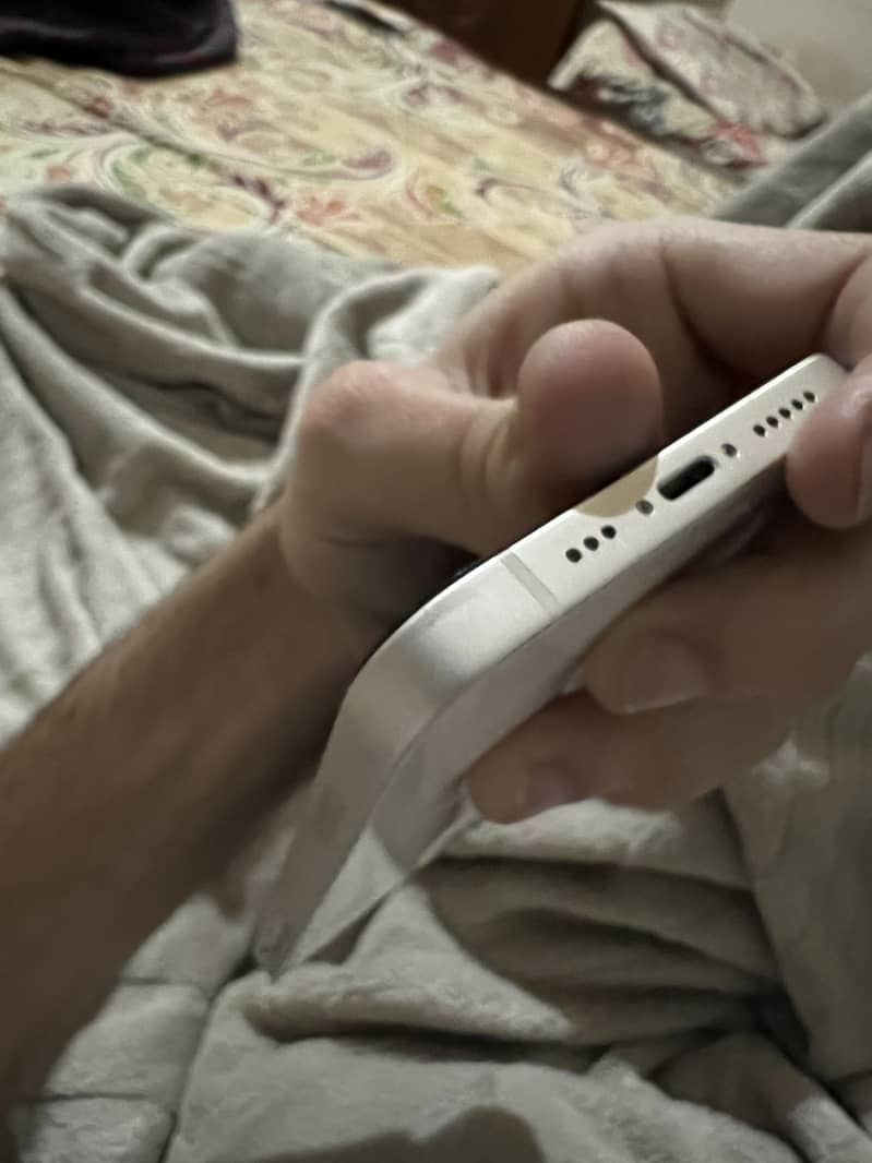 Apple iPhone 12 2