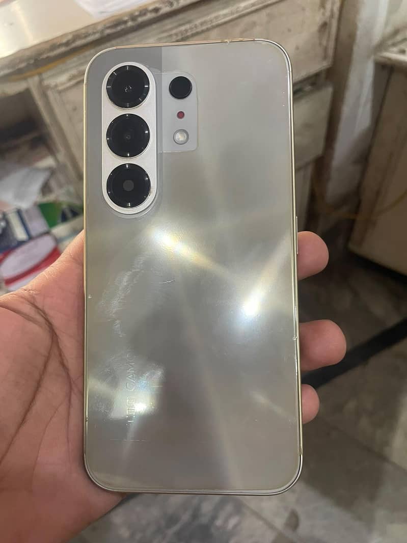 Tecno CAMON 50 1