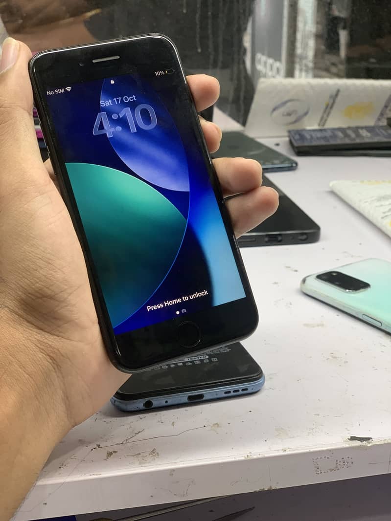 Apple iPhone SE 2