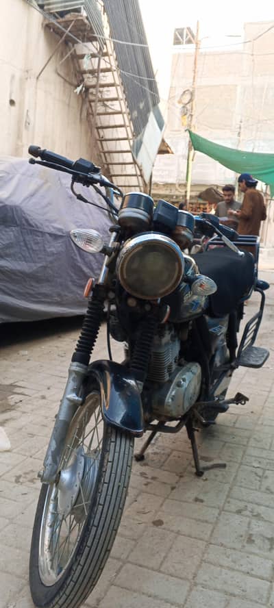 Suzuki 150 gs urgent for sale